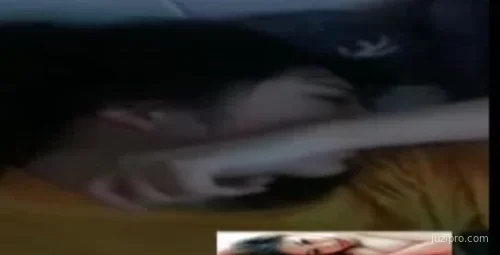 美女边遭遇不当行为边痛斥：别拍我，坏人！