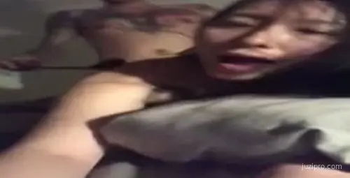 纹身男友让女友不开心的原因