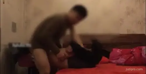 蛋叔与少妇的互动，通话不断