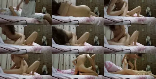 按住她的头面对镜头愉悦-截图2