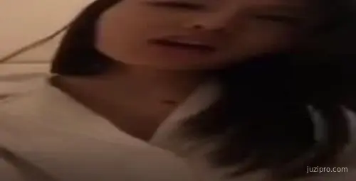 高颜值御姐女同事OL制服女上位骑乘 办公室猛摇高潮