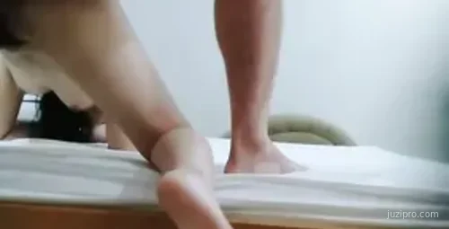 今天他似乎身体状况良好