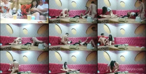 午夜寻花：顶级美腿小姐姐直播-截图2