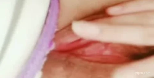 果贷99年山东美女自拍卫生间视频