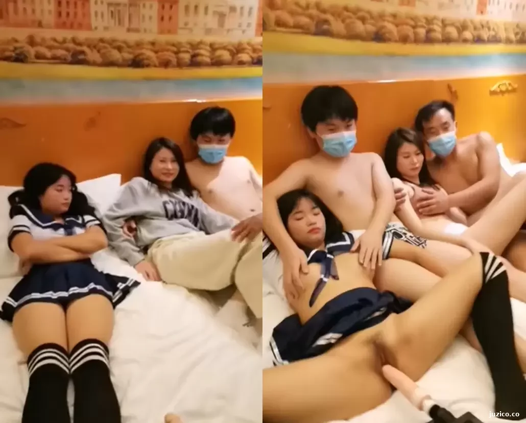 新来的两个小姐姐！4P激情首秀！揉捏奶子炮击插穴，边插边吃大屌，张开双腿猛操，漂亮妹子旁边观战