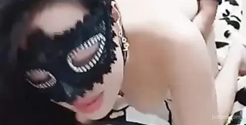 白皙少妇热烈交欢 多体位激情不可错过