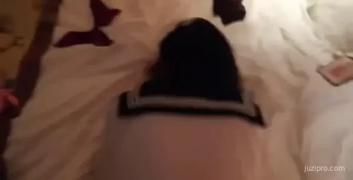 女神COS出名后与土豪酒店相会