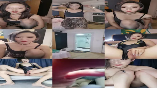 浓妆妖艳美御姐！气质超棒！豹纹包臀裙灰丝，情趣装拨开内裤掰穴，沙发上骑乘位，爆操无毛骚逼-截图2