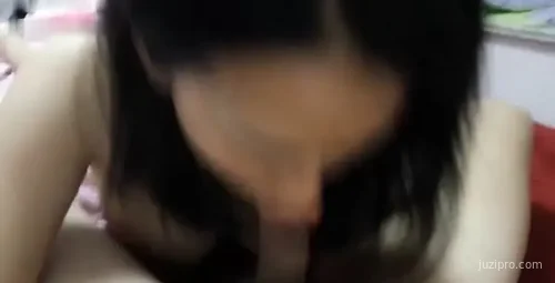 最爱她帮我吹高清露脸视频