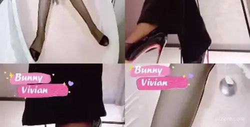 爱丝袜的Vivian姐大长腿反差诱惑 浴室湿身高清视频