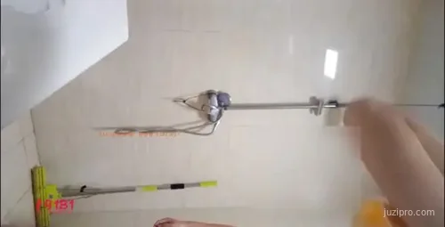 91新人砢嗒哥新作宾馆约会清纯眼镜美女