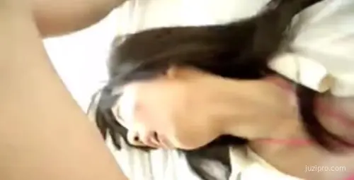 屏东民生家商学姐私密自拍外流