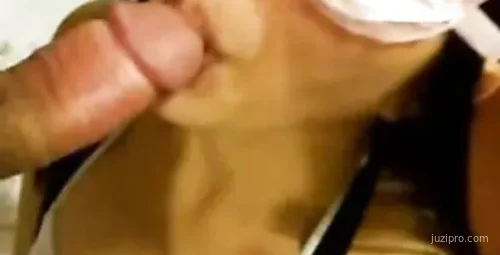 蒙眼女友穿女仆装魅力诱惑