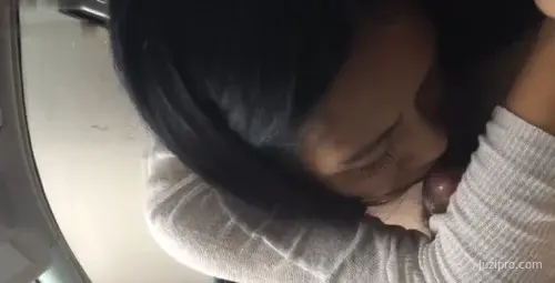 老师车内嗨乐口暴视频，720P高清无水印免费观看，震撼内容不容错过！