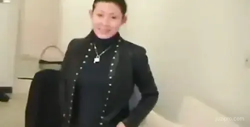 风韵小姨的跑步瑜伽身材极好