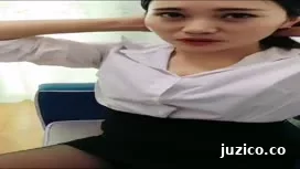 网红刘婷精彩演绎学生看到老师今天穿着高跟丝袜很性感